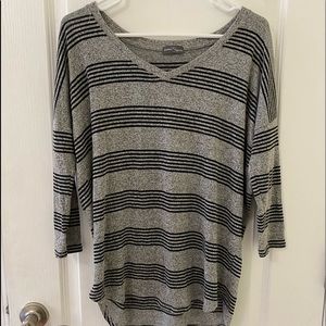 Market & Spruce Grey Sweater size M